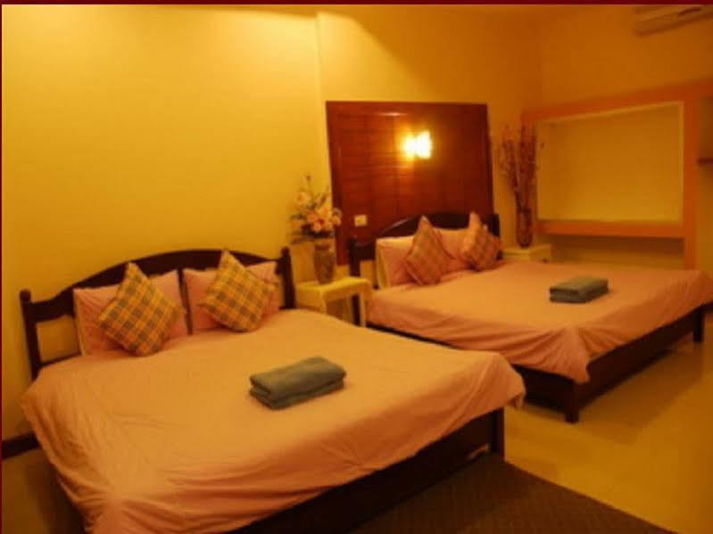 Baan Im Em Hotel Pattaya Luaran gambar