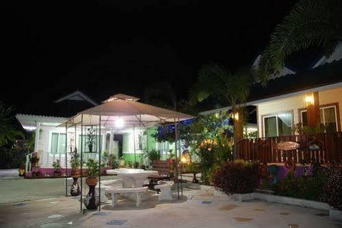 Baan Im Em Hotel Pattaya Luaran gambar