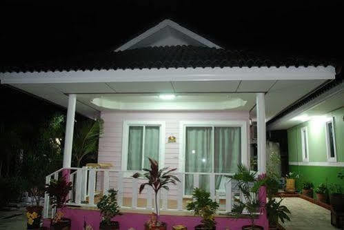 Baan Im Em Hotel Pattaya Luaran gambar